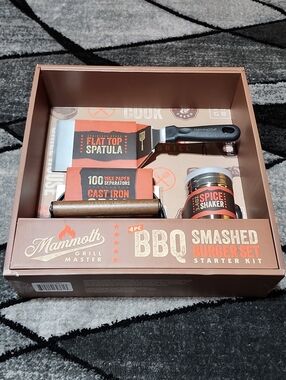 MAMMOTH GRILL MASTER BBQ SMASHED BURGER 4-PIECE STARTER KIT SET 2023